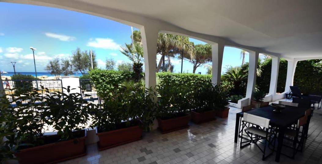 Villa Azzurra Beachfront Mondello - 巴勒莫 外观 照片
